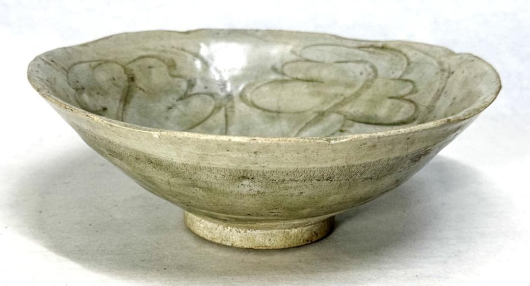 南宋時代 青磁輪花茶碗 箱付 古美術 時代品 伝世品焼物 歴史唐物WWTT296