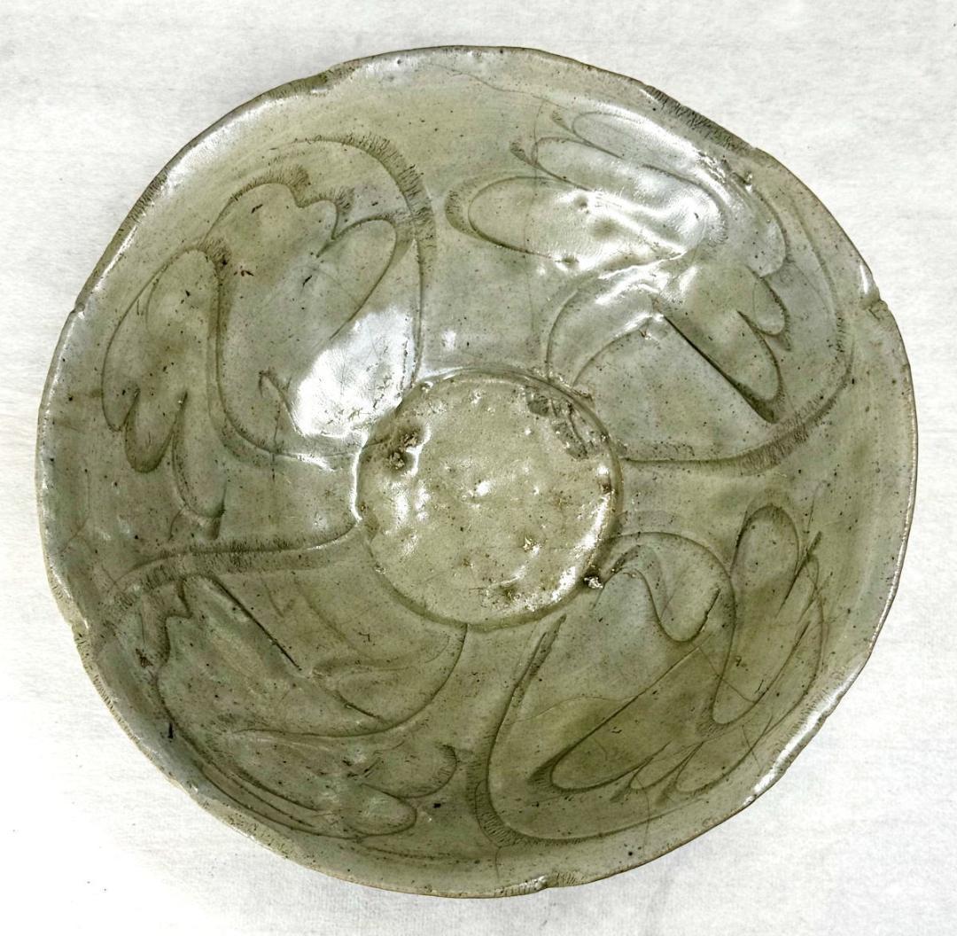 南宋時代 青磁輪花茶碗 箱付 古美術 時代品 伝世品焼物 歴史唐物WWTT296