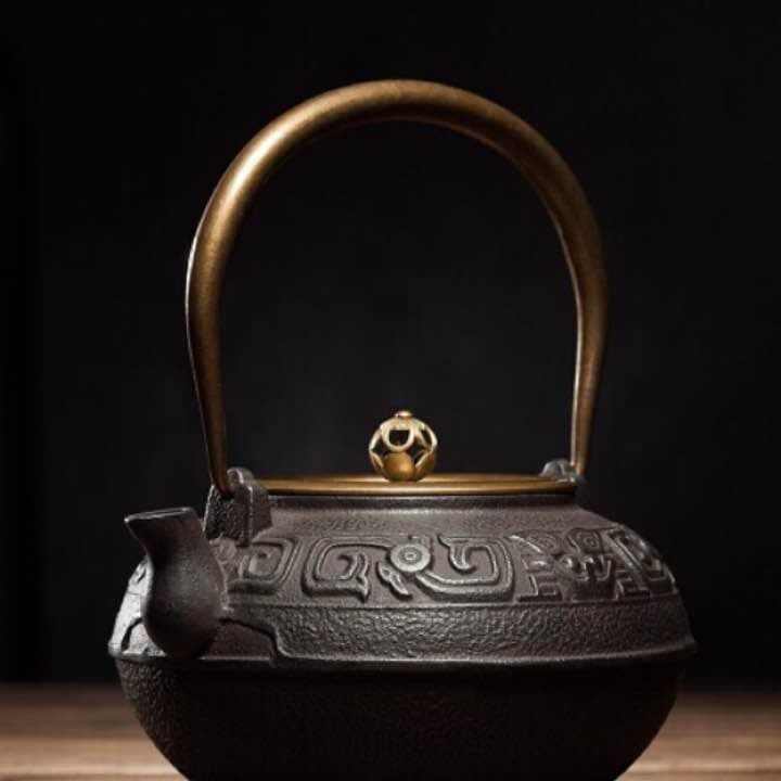 YZ 鉄器 急須 伝統工芸 手作り 鉄分補給 鉄瓶　002