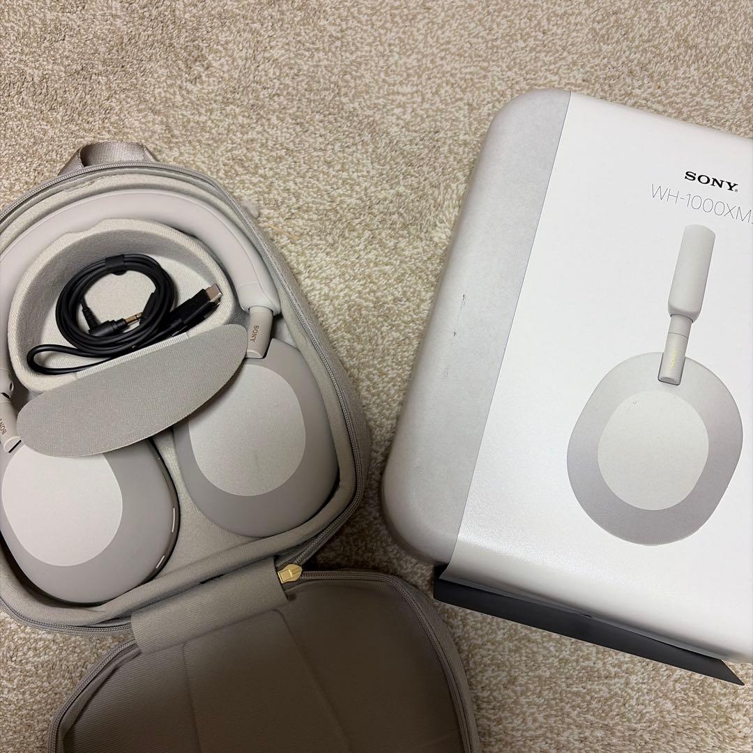ソニー　ワイヤレスノイズキャンセリングステレオ ヘッドホン WH-1000XM5