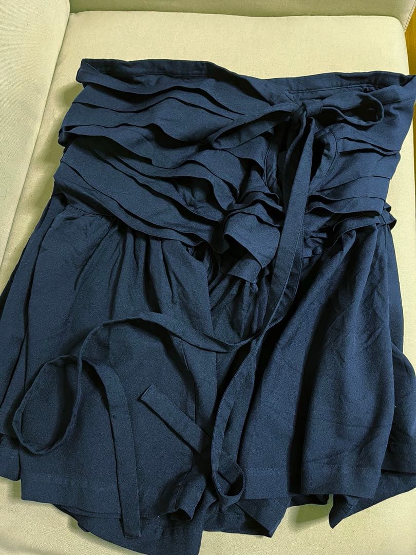コムデギャルソンコムデギャルソン フリルラップスカート　濃紺