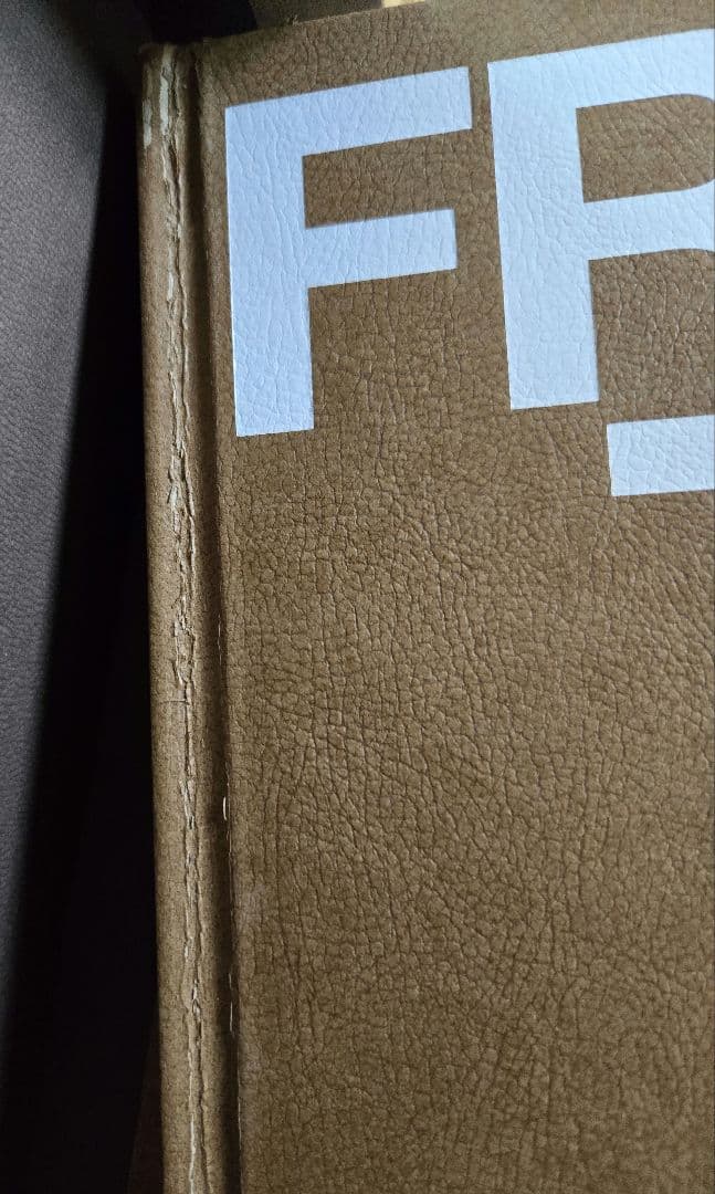 【初回限定完全版】BIGBANG　TOP 写真集【全特典付き】