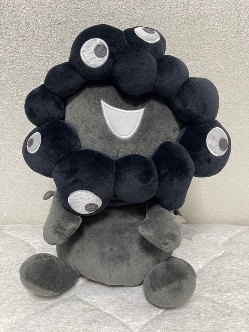 黒ミャクミャク　新品　タグ付き　Lサイズ　お手玉風ぬいぐるみ