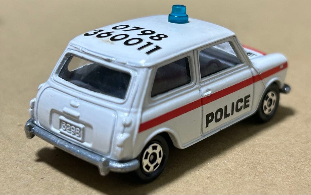 日本製 トミカ ミニクーパー ポリスカー