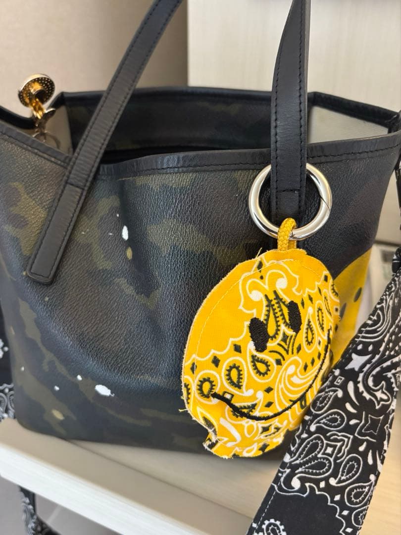 コール イット バイ ユア ネーム バンダナ柄ストラップ新品未使用