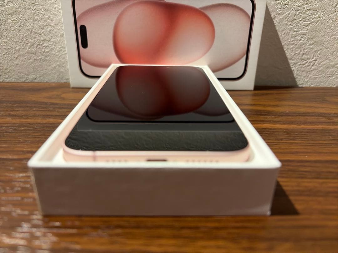 iPhone 15 plus 128GBピンク 本体(iFace付き)