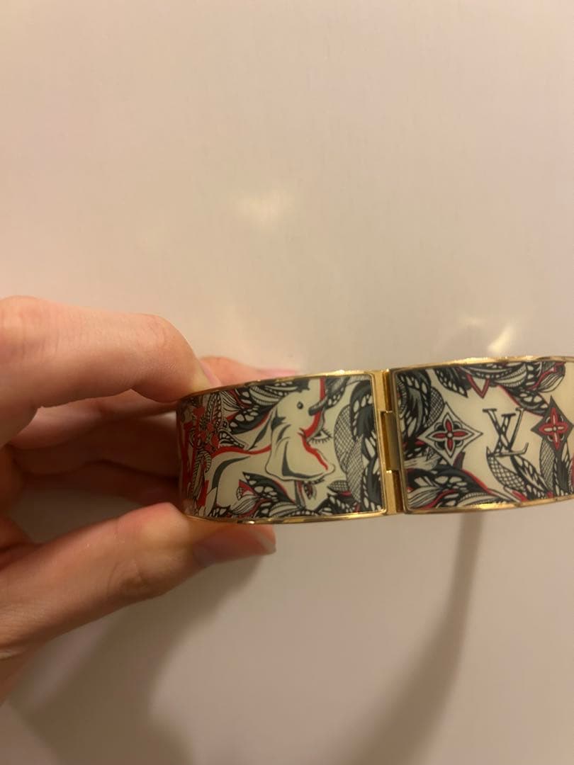 LOUIS VUITTON ドラゴンバングル