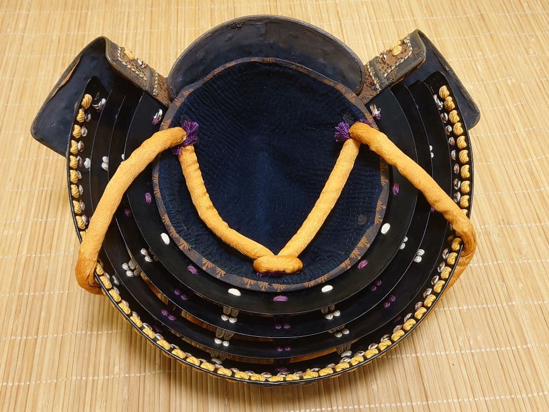 ★送料無料☆紫白糸威大袖黒二枚胴具足☆等身大鎧一領☆甲冑★