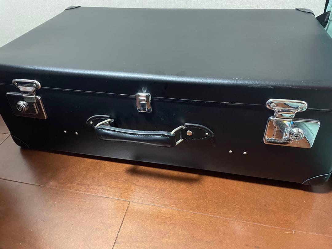 【1日限定SALE】グローブトロッター 大型 黒 キャリーケース