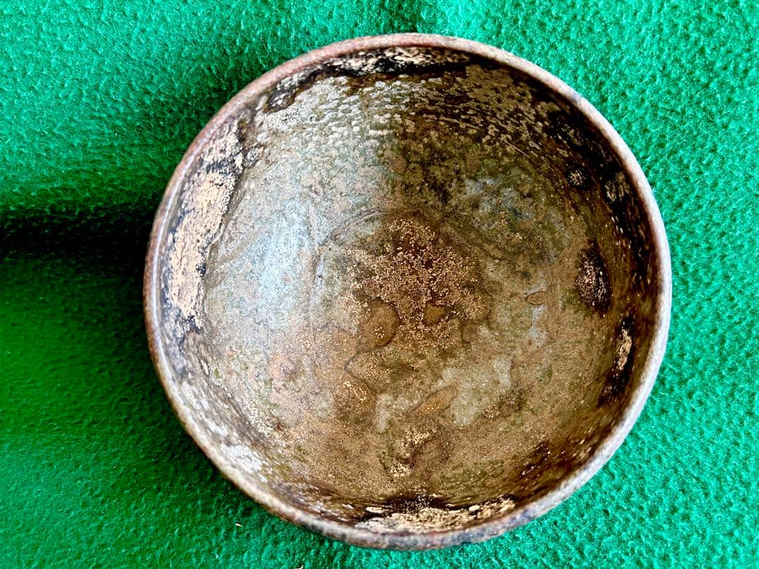 【骨董珍品】備前焼「藤田龍峯」作　稀見珍品灰カブリ茶碗 ！共箱付き