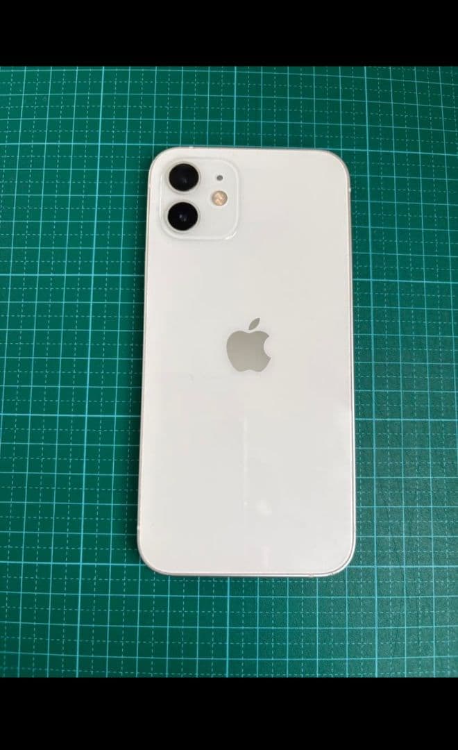 Apple iPhone 12本体 ホワイト 64GB【訳あり】