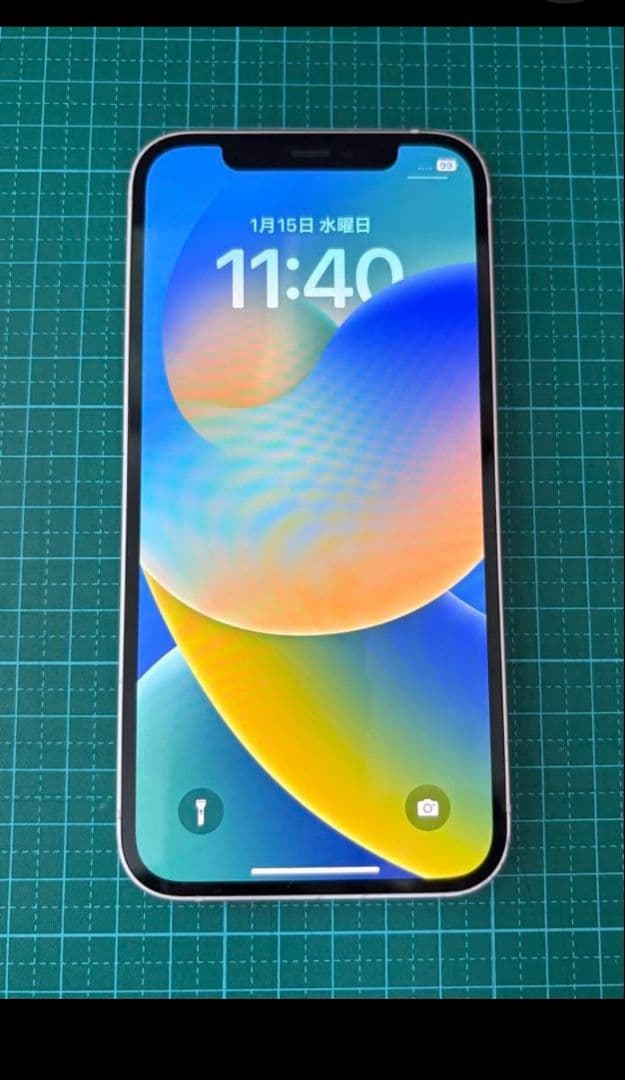 Apple iPhone 12本体 ホワイト 64GB【訳あり】