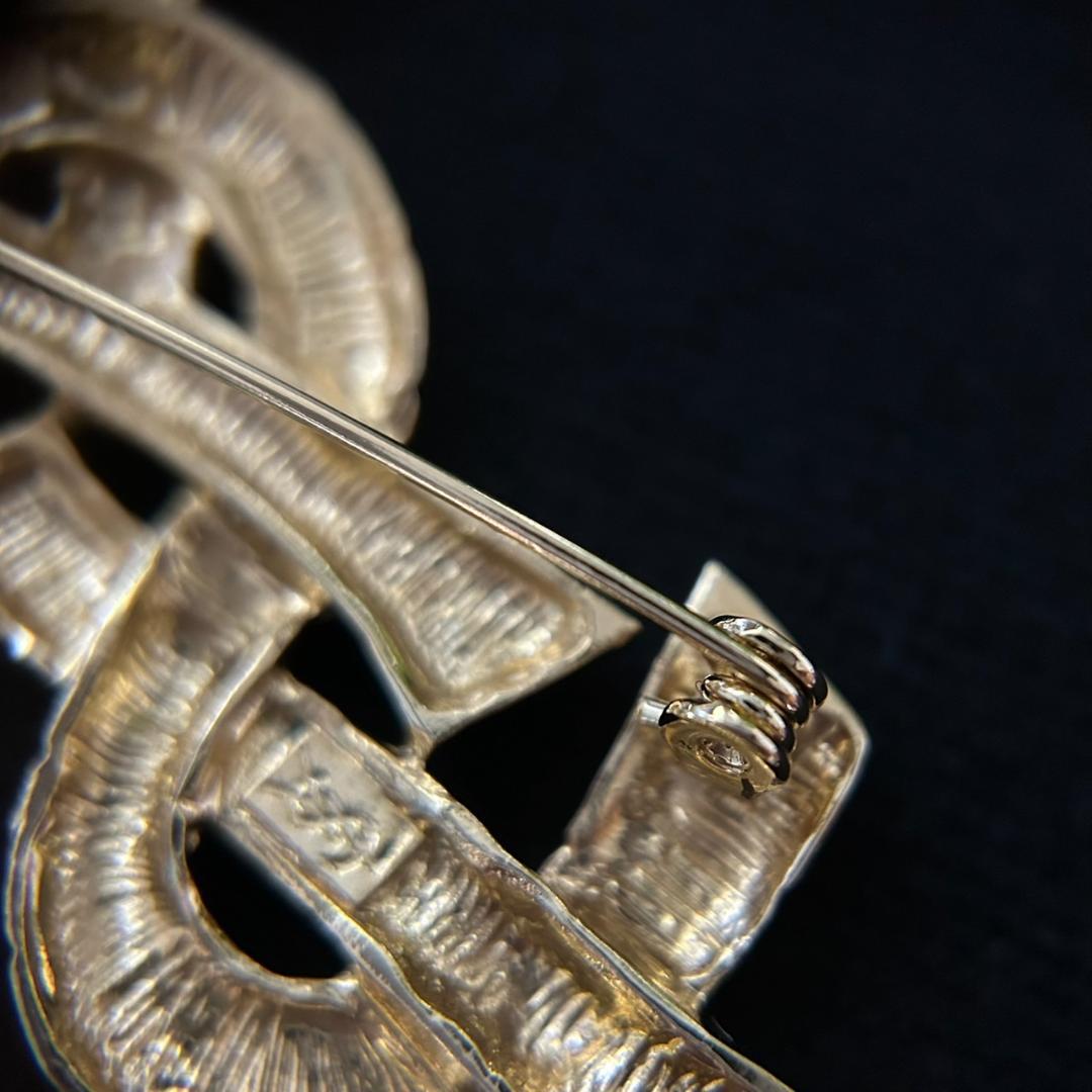 【美品】イヴサンローラン ブローチ ゴールドカラー　0607004