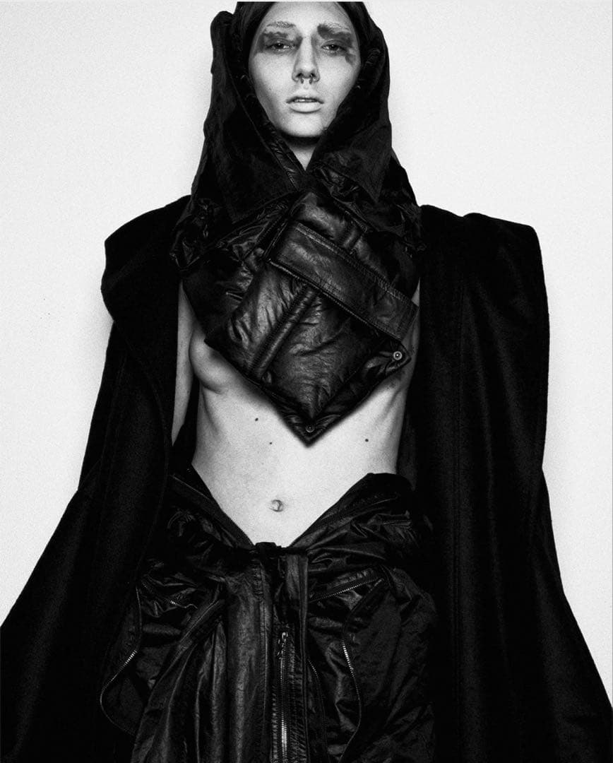 新品未使用JULIUS ダウン ネックウォーマー マフラー　ユリウス　ストール