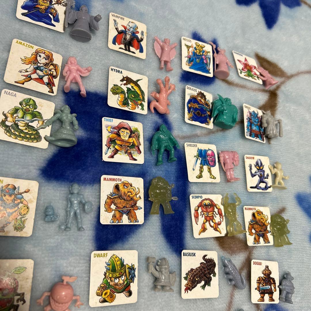 ネクロスの要塞チョコ　ロッテ