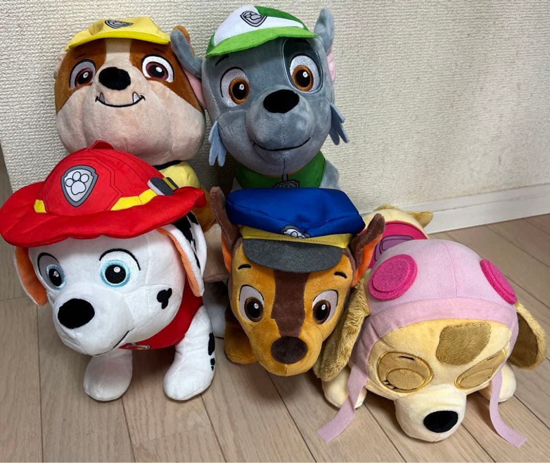 パウパトロール　マーシャル　ラブル　チェイス　ロッキー　スカイ　ぬいぐるみセット