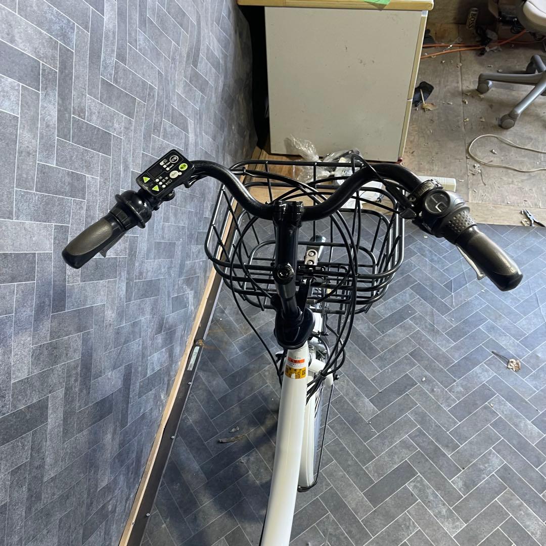 送料無料条件電動アシスト自転車 前カゴ付き