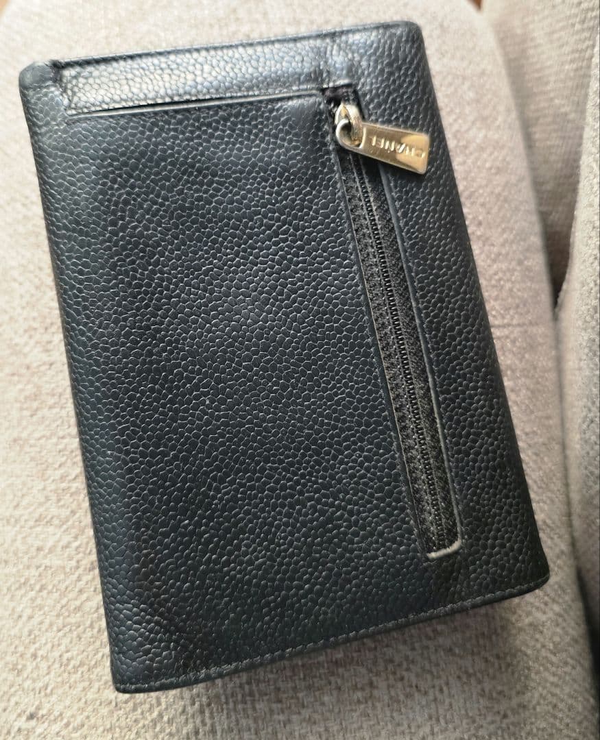 CHANEL ブラック 二つ折り財布　ジャンク品