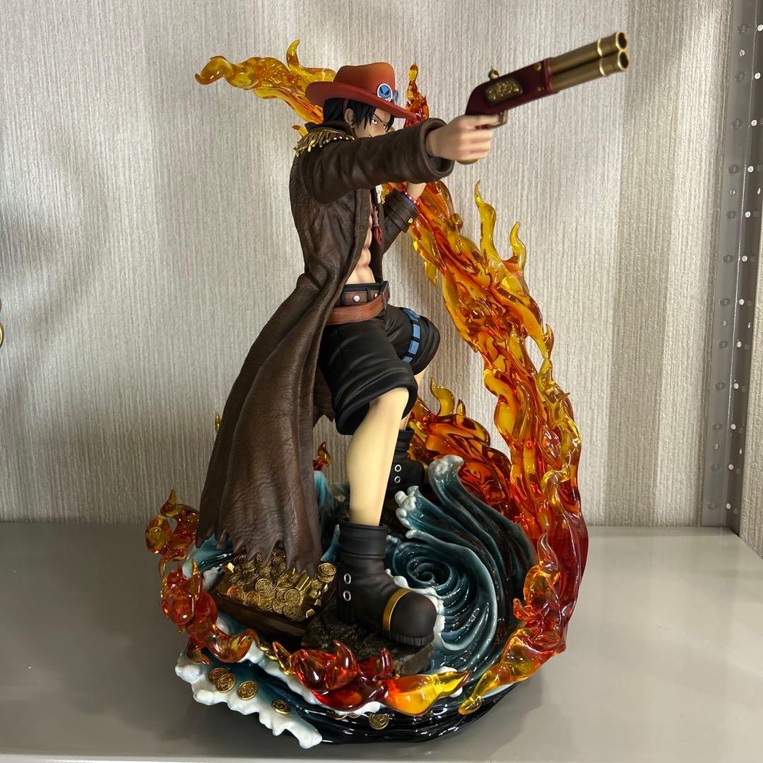 ワンピース　エース　フィギュア