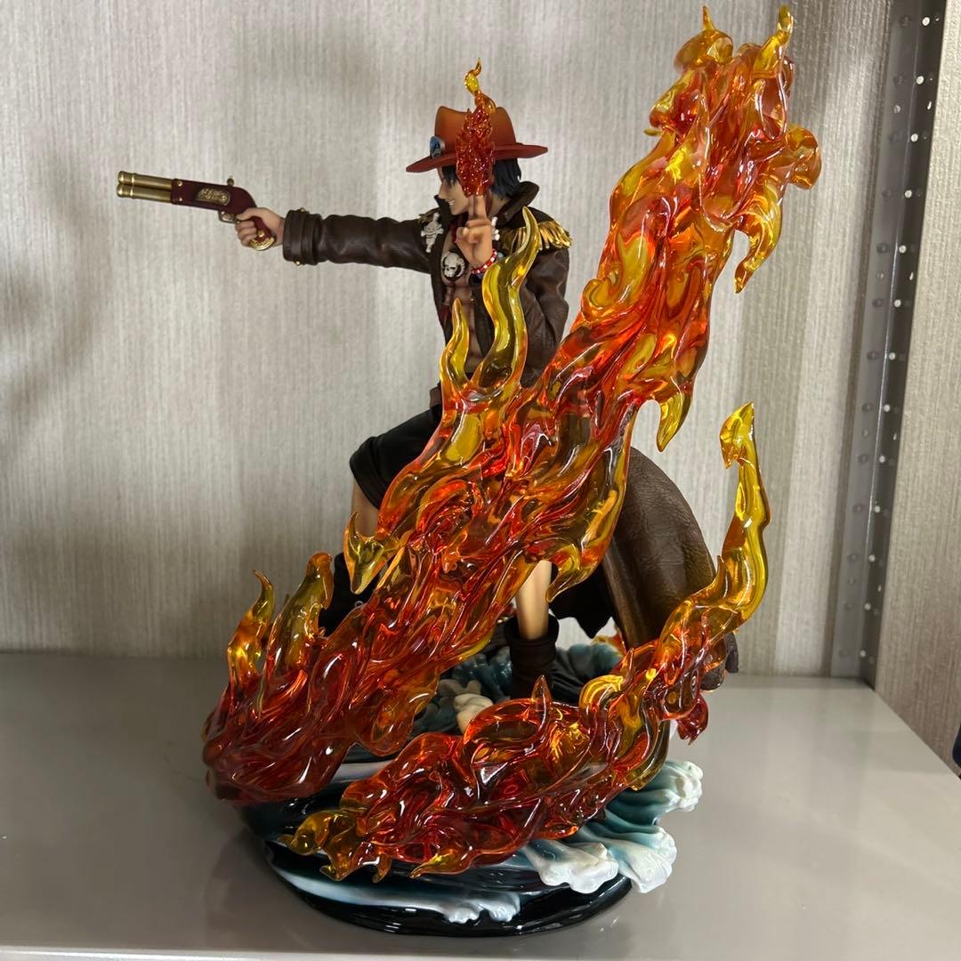 ワンピース　エース　フィギュア