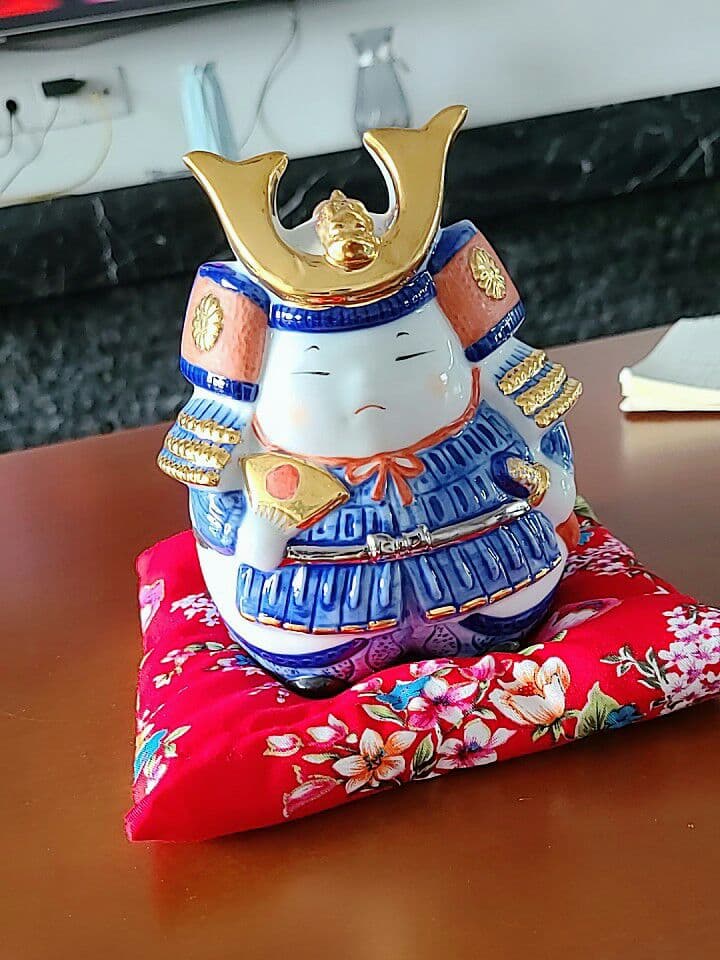 五月人形桃太郎青花磁招き猫陶磁器置物コレクション