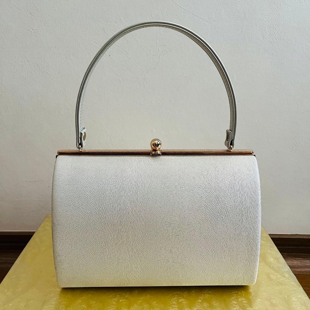 【未使用品】礼装用草履バッグ　結婚式　黒留袖 フォーマル　Mサイズ