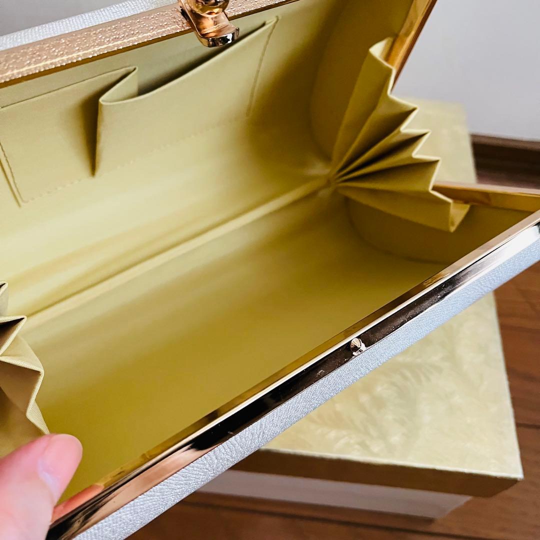 【未使用品】礼装用草履バッグ　結婚式　黒留袖 フォーマル　Mサイズ