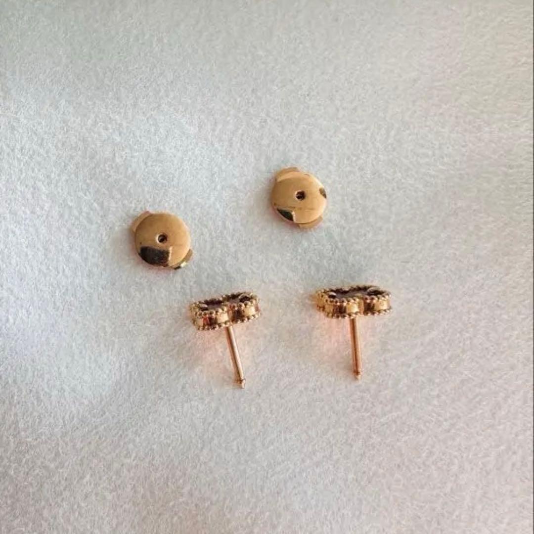 Van Cleef & Arpels レッド スウィート アルハンブラ ピアス