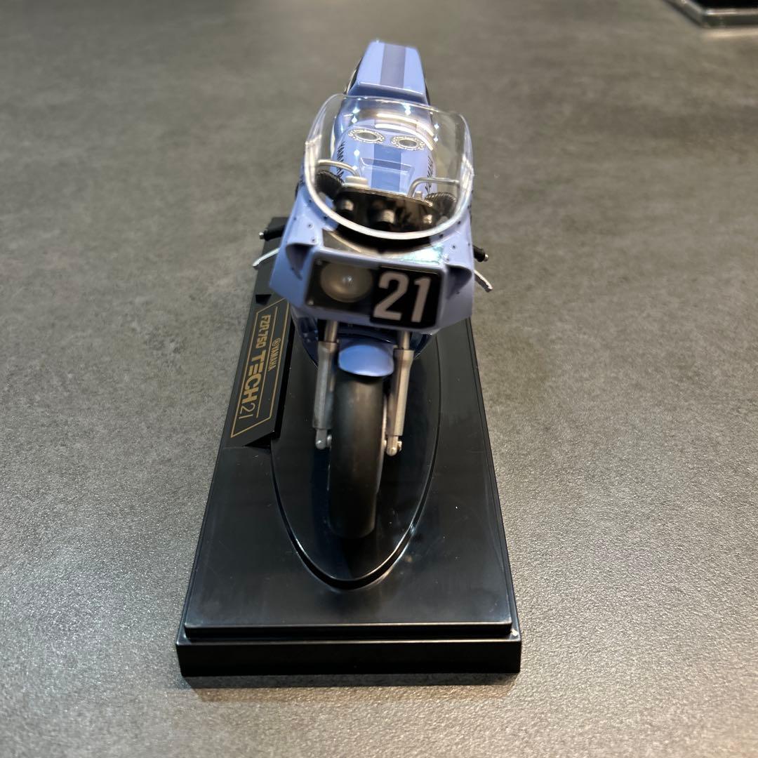 ヤマハ　バイクコレクションFZR750 TECH21（ブルー）