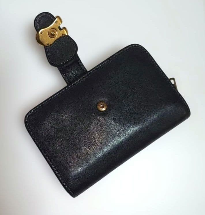 美品　COACH コーチ 二つ折り財布 タビー ミディアム ウォレット 　黒