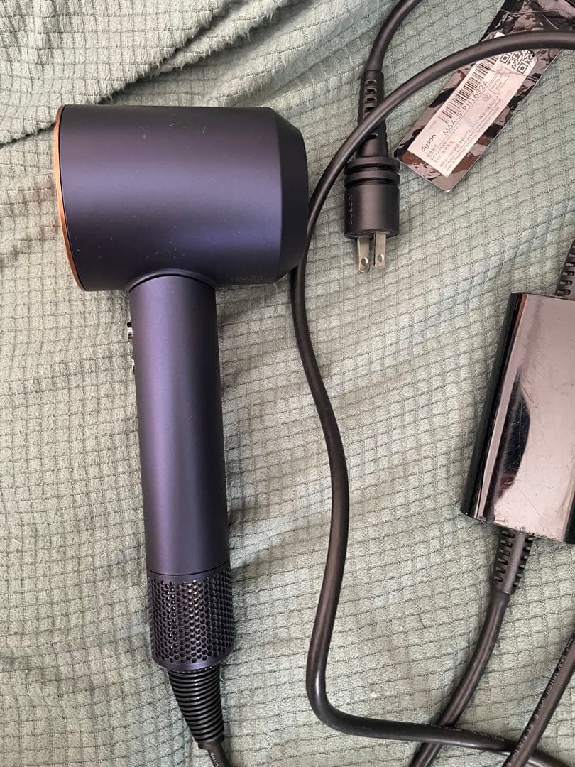 ダイソン　ヘアドライヤー　HD08 dyson