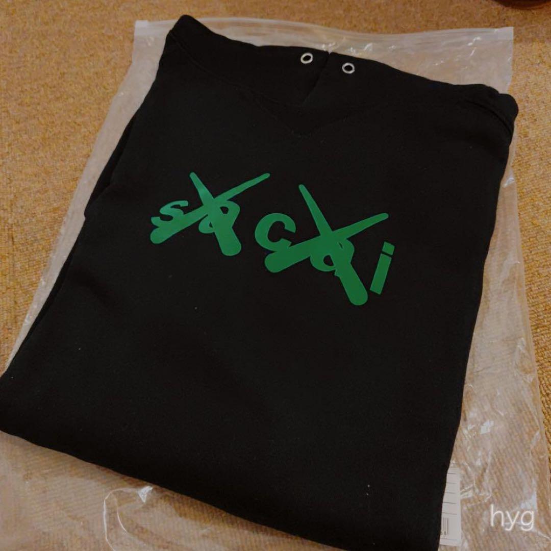 【新品未使用】Sacai × Kaws フーディー サイズ3