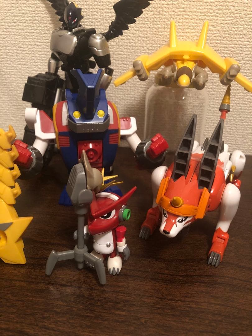 希少 デジモン クロスウォーズ フィギュア シャウトモン ベルゼブモン