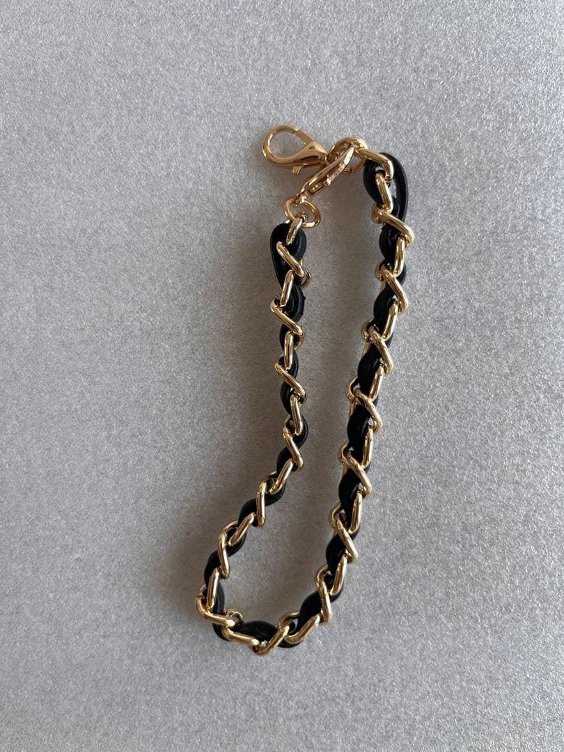 【完売品】MARY QUANT スクエアキルトウォレット ベージュ×ブラック