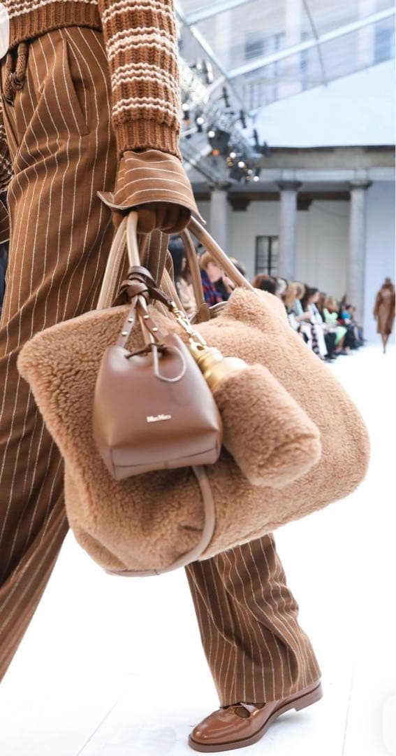 MAX MARA テディトート最終