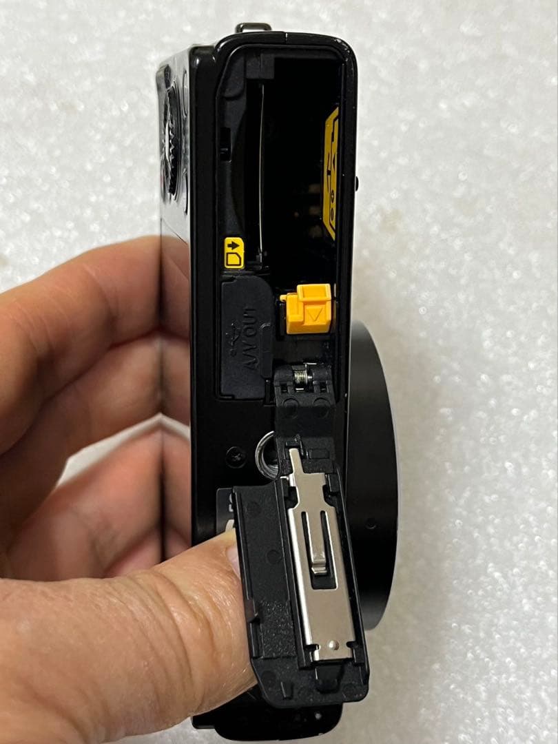 Nikon COOLPIX P300 デジタルカメラジャンク品