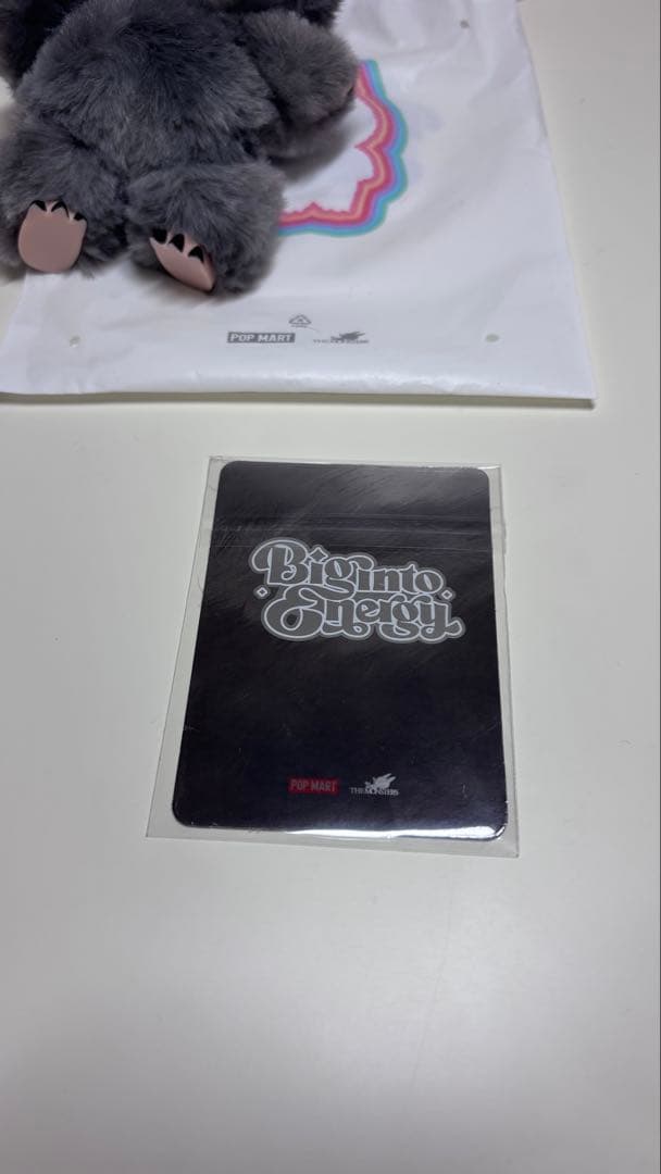 正規品　POP MART ラブブ　エナジー シークレット