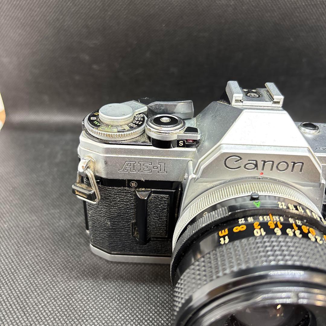 キャノン　一眼レフ　AE-1 FD 35mm 50mm レンズ付き