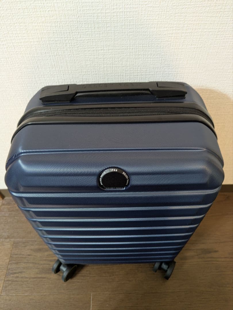 デルセー　スーツケース　機内持ち込みサイズ