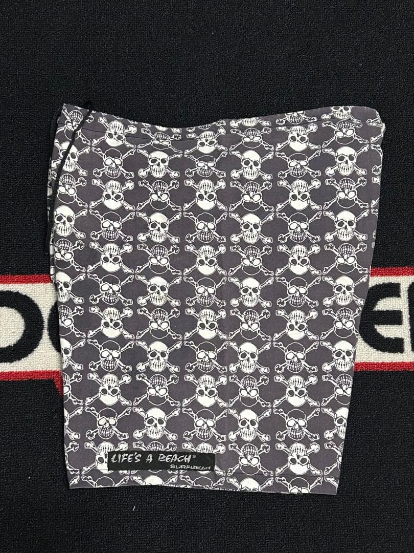 80’s当時物LIFE’S A BEACH パンクスカル柄ショーツ Lサイズ