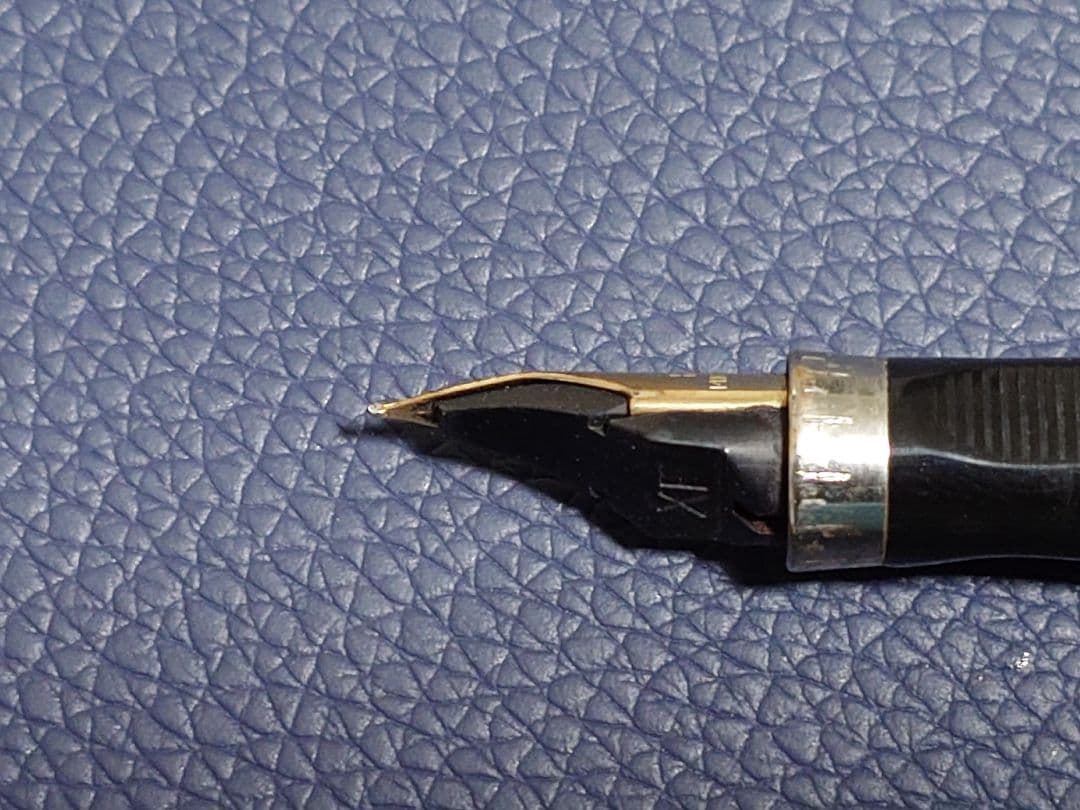 Parker 75 万年筆 シルバー シズレ柄