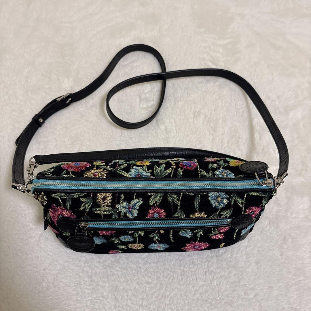 Think Bee! スパンコール フラージェビーズ ショルダーバッグ 刺繍