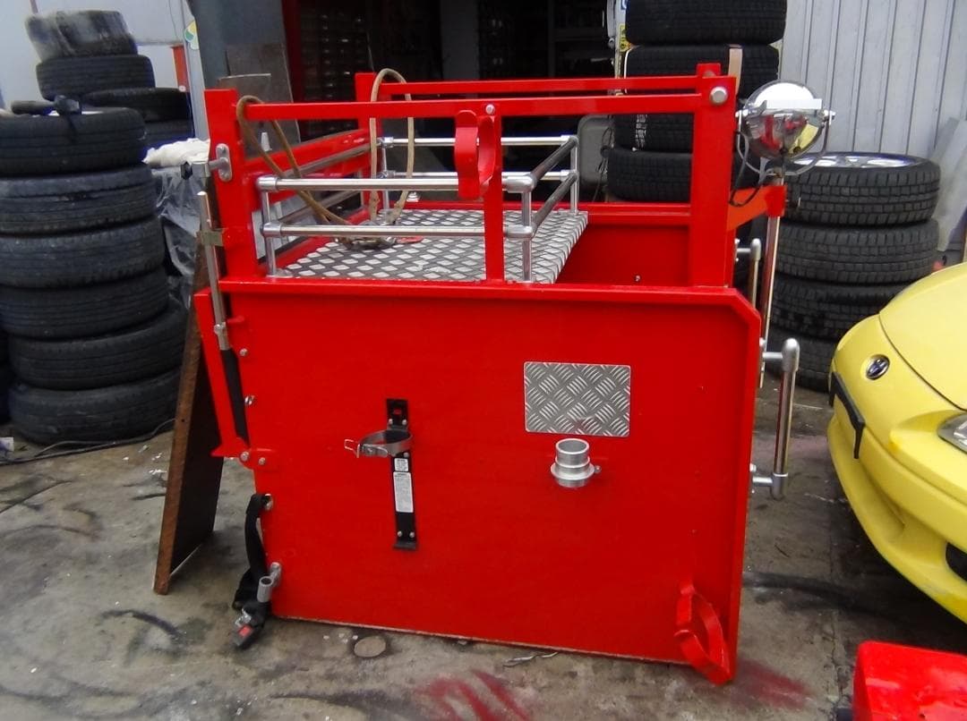 消防車　荷台装置　美品