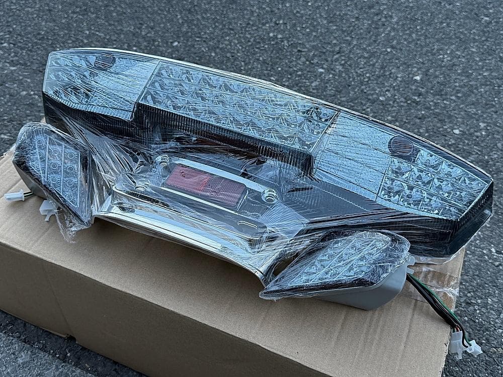 新品未使用 MF02 フュージョン 社外 スモーク LEDテール＆Fウインカー