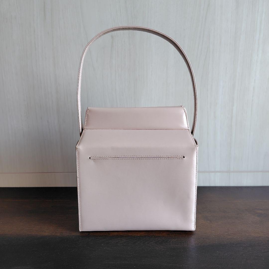 GIVENCHYレザーハンドバッグ(ペールピンク)