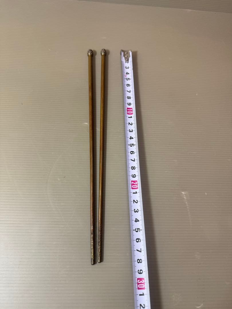 2910 火箸　南鐐松笠頭　真鍮　大西清右衛門作　茶道具