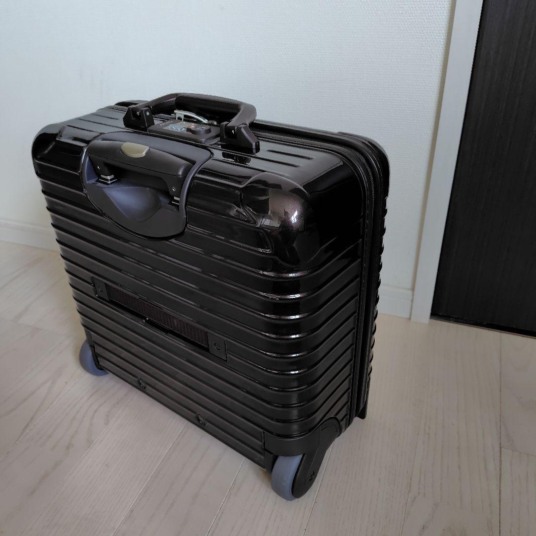 最終値下リモワ　サルサデラックス　新品未使用品　2輪　ブラウン色25リットル