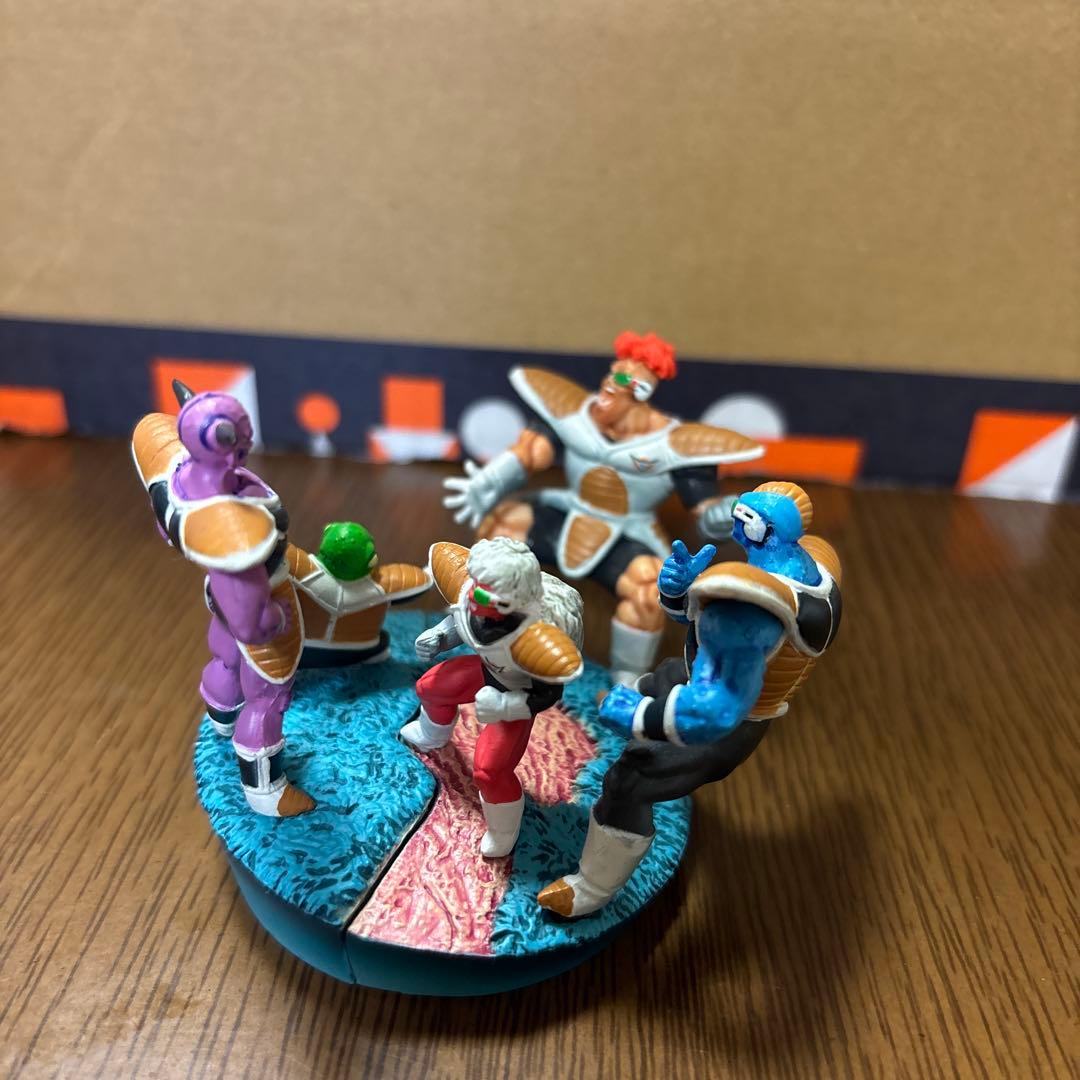 ドラゴンボールカプセルネオフィギュア ギニュー特戦隊 ベジータナッパ等3体セット