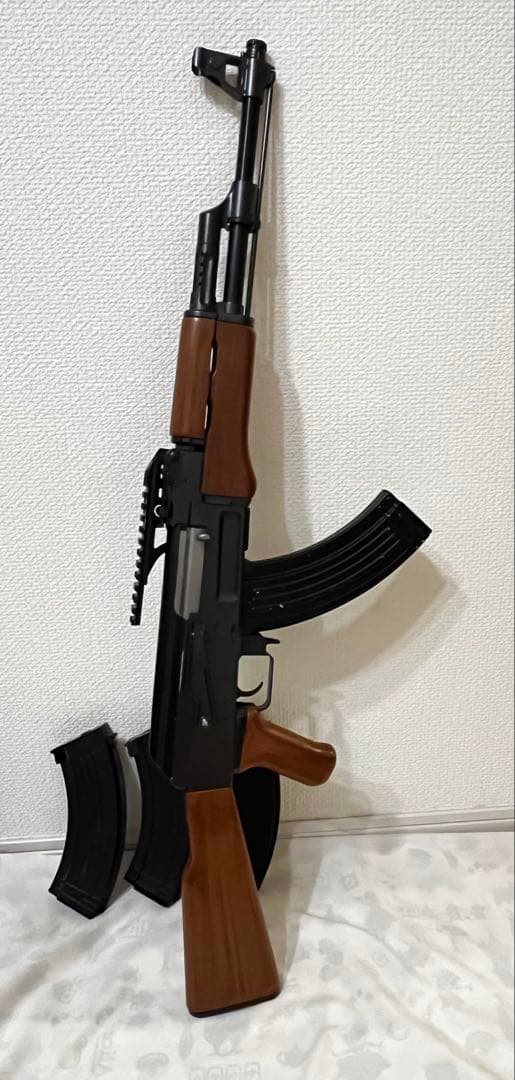 東京マルイ AK47 電動ガン　マウントレール付