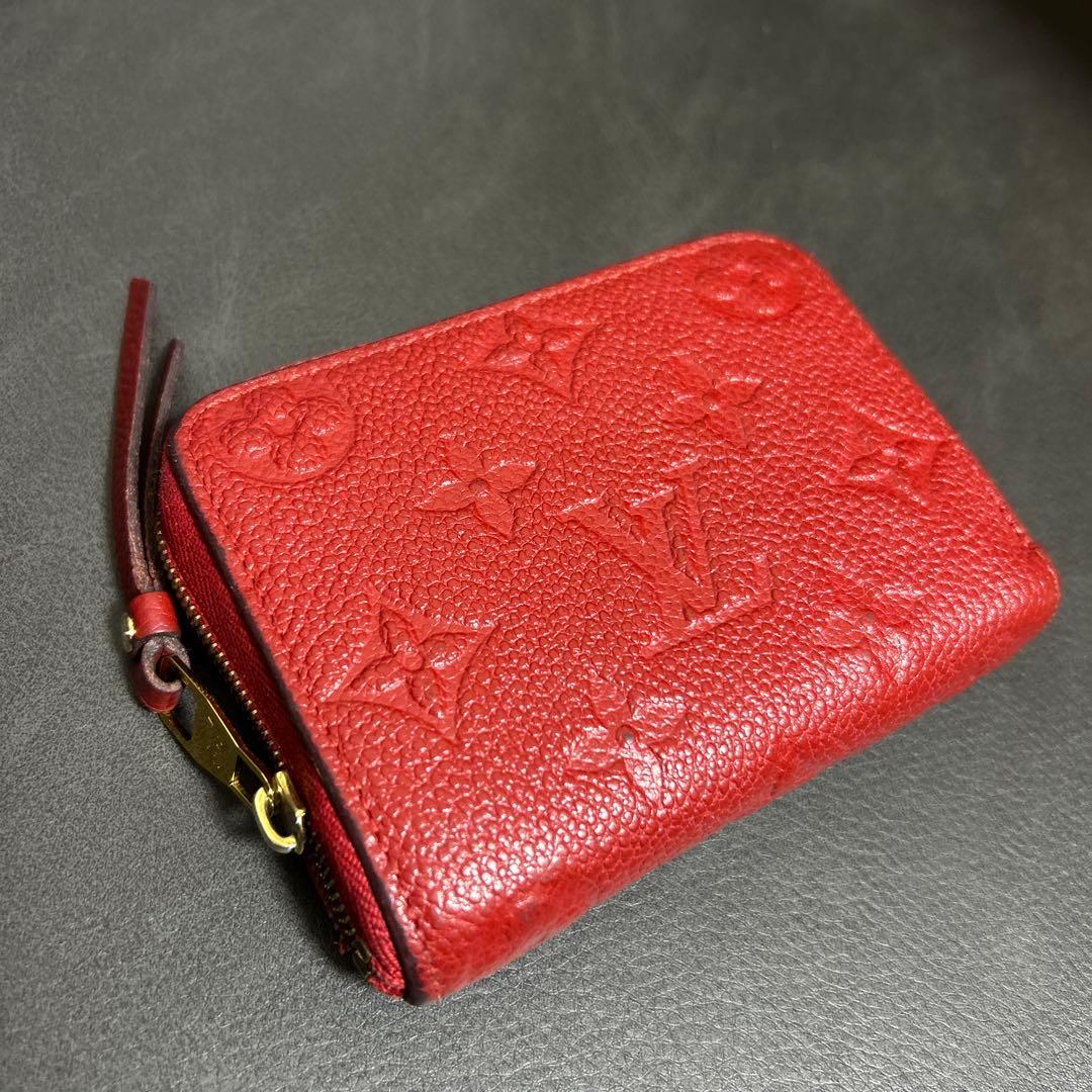 最終値下げ済み ルイヴィトン アンプラント ジッピー パース レッド